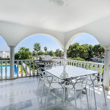 27 Nueva Andalucia Puerto Banus *